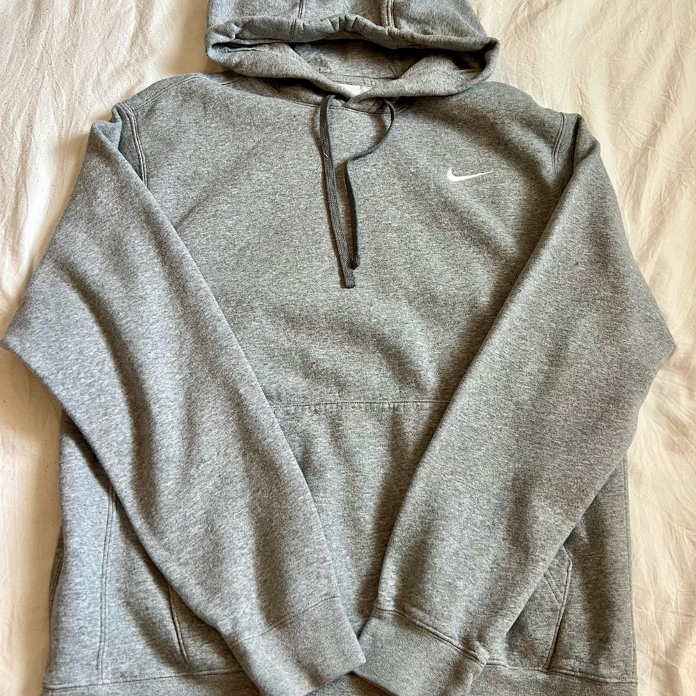 Nike Heather Gray Sweatshirt